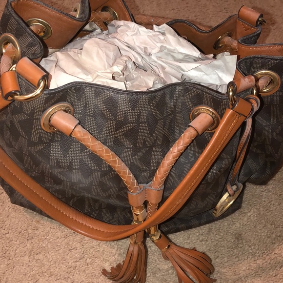 Michael kors bag - Picture 1 of 3